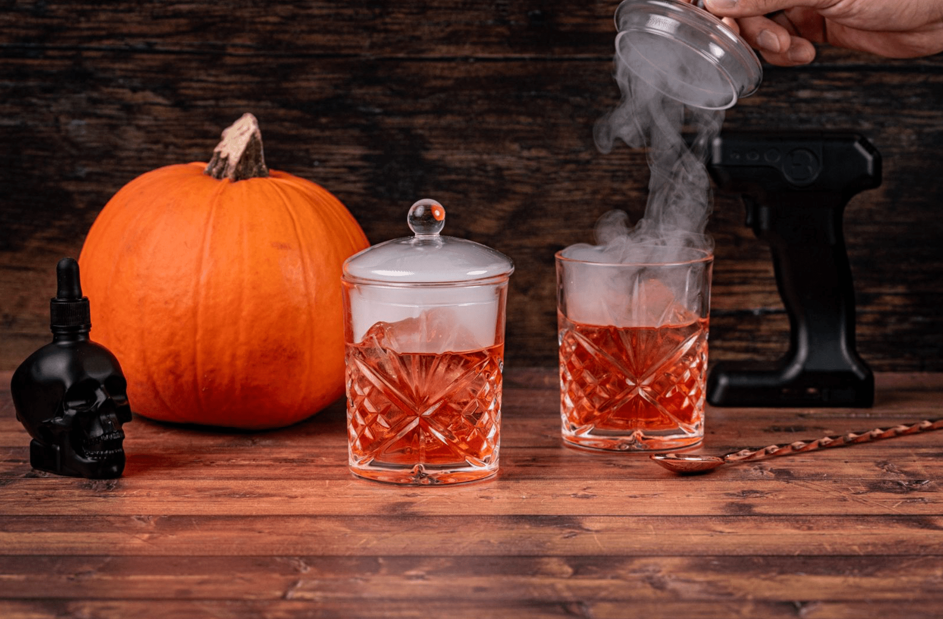 25 Quick And Easy Fall Inspired Cocktails To Make This Autumn 25-quick-and-easy-fall-inspired-cocktails-to-make-this-autumn