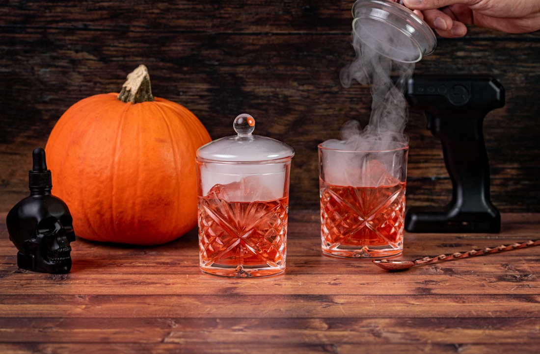 25 Quick and Easy Fall Inspired Cocktails To Make This Autumn!